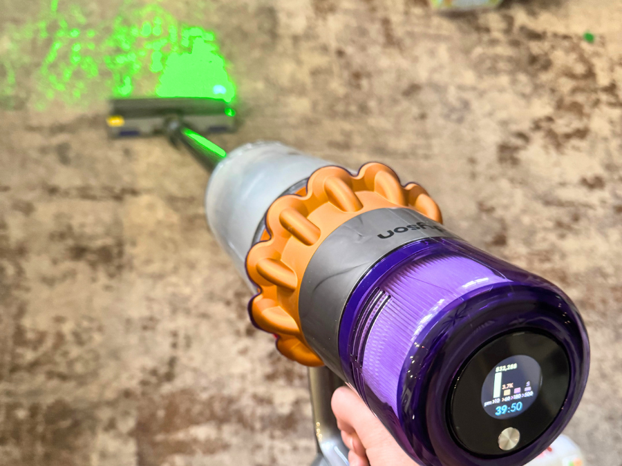 dyson-green-light-vacuum